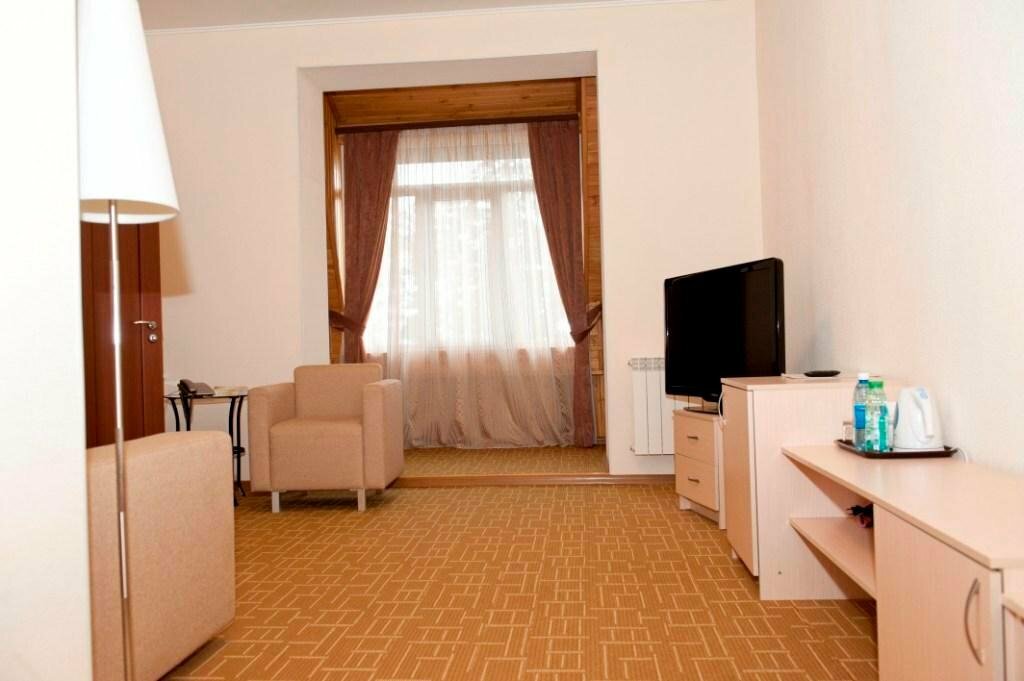 Гостиница Крона Бердск-193